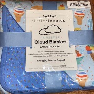 Little sleepies blanket